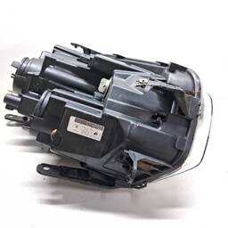 FAROL DIREITO DUSTER LED  2021/ RECUPERADO 