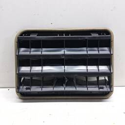 DIFUSOR AR CARROCERIA BMW SERIE 3 318 320 25 2013/18 DETALHE