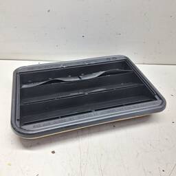 DIFUSOR AR CARROCERIA BMW SERIE 3 318 320 25 2013/18 DETALHE