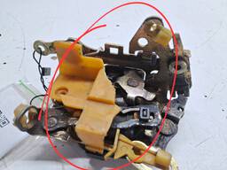 FECHADURA PORTA DIANTEIRA DIREITA CORSA 1996 A 2016 CLASSIC