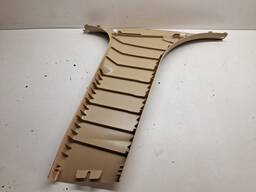 ACABAMENTO COLUNA CENTRAL ESQUERDA BMW 318I 320I 330I 13/18