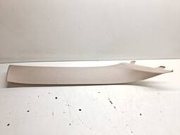 ACABAMANTO COLUNA DIANTEIRA DIREITA BMW 318I 320I 2013 A 18