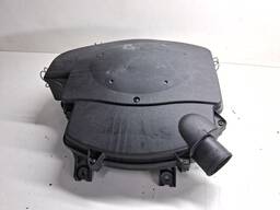 CAIXA FILTRO AR SANDERO LOGAN 1.6 8V 2017 A 2024 DETALHE 