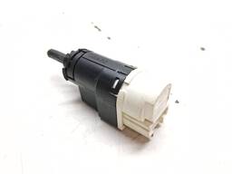 sensor pedal freio kwid sandero logan duster captur 2014/20