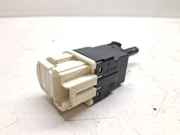 SENSOR PEDAL FREIO KWID SANDERO LOGAN DUSTER CAPTUR 2014/20