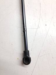 AMORTECEDOR CAPÔ SANDERO LOGAN 2014 A 2020