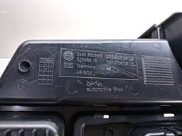 FORRO COMPARTIMENTO FERRAMENTAS BMW 318 320 25 3013 A 2018