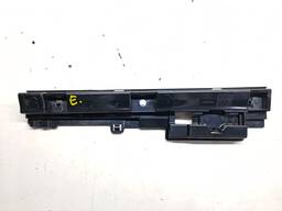 guia spoiler traseiro esquerdo BMW Série 3 318 320.. 2013/17