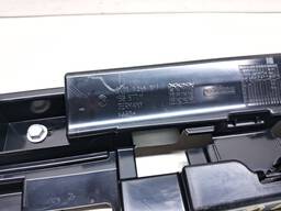 GUIA SPOILER TRASEIRO ESQUERDO BMW SÉRIE 3 318 320.. 2013/17