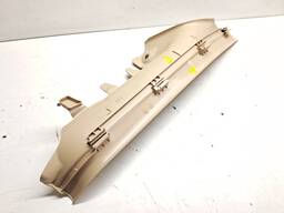 ACABAMENTO SOLEIRA TRAS ESQU BMW SÉRIE 3 318 320 13/18 DETAL