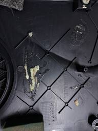 FORRO PORTA DIANTEIRA ESQUERDA SANDERO 2015/ LOGAN 2014/2024