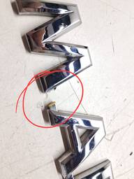 EMBLEMA LETRAS MARCH 2012 2013 A 2020 DETALHE 