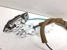 FECHADURA TAMPA TRAS MARCH 2012/2020 C/ MOTOR TRAVA ELÉTRICA