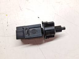 INTERRUPTOR SENSOR PEDAL FREIO MARCH VERSA 2012 A 2020