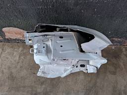 CAIXOTE LATERAL TRASEIRA DIREITA SANDERO 2015 A 20 DETALHE