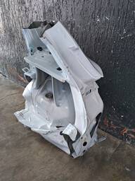 CAIXOTE LATERAL TRASEIRA DIREITA SANDERO 2015 A 20 DETALHE