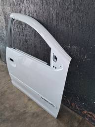 PORTA DIANTEIRA DIREITA SANDERO 2015/ LOGAN 2014 2015 A 2024