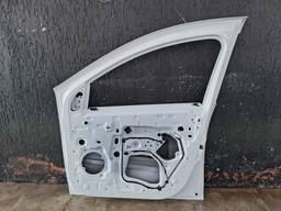 PORTA DIANTEIRA DIREITA SANDERO 2015/ LOGAN 2014 2015 A 2024