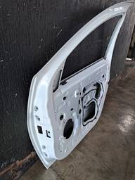 PORTA DIANTEIRA DIREITA SANDERO 2015/ LOGAN 2014 2015 A 2024