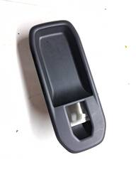 Moldura Comando Vidro Diant Dir Sandero Logan 2016 A 2023