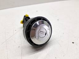 CILINDRO CHAVE TAMPA TRASEIRA SANDERO 2015 A 2023