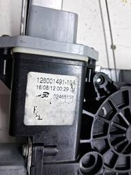 MÁQUINA VIDRO PORTA TRASEIRA DIR SANDERO 15/ LOGAN 14/24 ELÉ