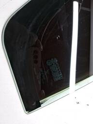 VIDRO PORTA TRASEIRA DIREITA (FIXO) SANDERO 2015 A 2023