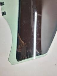 VIDRO PORTA DIANTEIRA DIREITA SANDERO 2015/ LOGAN 2014/2024