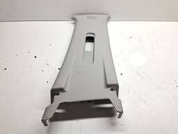 ACABAMENTO SUPERIOR COLUNA CENTRAL DIREITA CAPTIVA 2008/