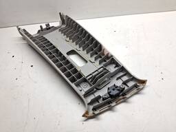 ACABAMENTO SUPERIOR COLUNA CENTRAL DIREITA CAPTIVA 2008/