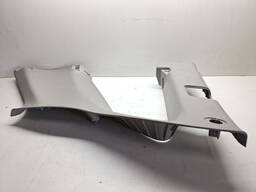 ACABAMENTO COLUNA TRASEIRA ESQUERDA CAPTIVA 2008 A 17