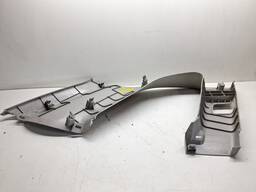 ACABAMENTO COLUNA TRASEIRA ESQUERDA CAPTIVA 2008 A 17