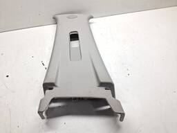 ACABAMENTO SUPERIOR COLUNA CENTRAL ESQUERDA CAPTIVA 2008/