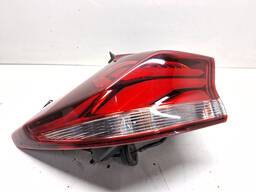 LANTERNA TRASEIRA ESQUERDA TRACKER 2020/ (CANTO)LED