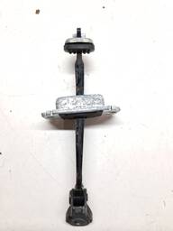 LIMITADOR PORTA DIANTEIRA DIREITA CAPTIVA 2008 A 2017