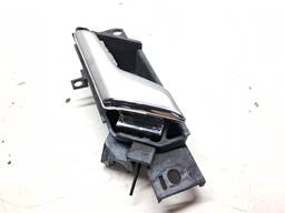 MAÇANETA INTERNA DIANTEIRA DIREITA CAPTIVA 2008/17 DETALHE 