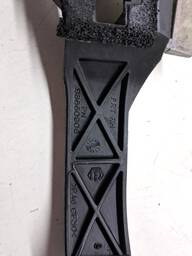 SUPORTE MAÇANETA EXT DIANTEIRA DIREITA CAPTIVA 2008 A 2017