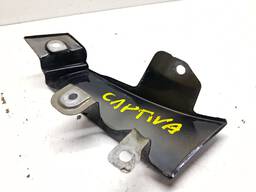 ACABAMENTO INFERIOR LANTERNA ESQUERDA CAPTIVA 2008 A 2017