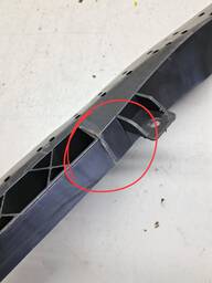 REFORÇO PARACHOQUE DIANTEIRO TRACKER 2020/ DETALHE 