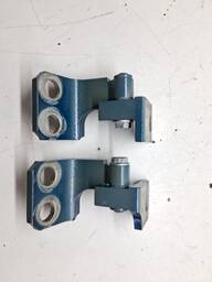 PAR DOBRADIÇAS PORTA DIANTEIRA DIREITA RENEGADE 2016/