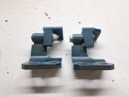 PAR DOBRADIÇAS PORTA DIANTEIRA DIREITA RENEGADE 2016/