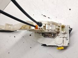 FECHADURA PORTA DIANT ESQ JEEP RENEGADE RAMPAGE TORO 16/..