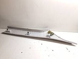 ACABAMENTO COLUNA DIANTEIRA ESQUERDA PRISMA 2013 A 2019