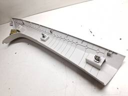 ACABAMENTO COLUNA DIANTEIRA ESQUERDA PRISMA 2013 A 2019