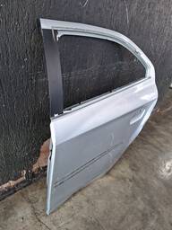 PORTA TRASEIRA ESQUERDA ONIX PRISMA 2013 A 2020 DETALHE 
