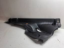 MOLDURA COLUNA TRASEIRA DIREITA PRISMA ONIX 2013 A 2019