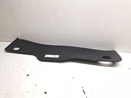 CAPA PROTETORA LIMPADOR PARABRISA TRACKER 2020/