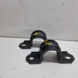 Par Suporte Barra Estabilizadora Versa 1.6 2012 a 2020