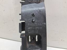 GUIA PARACHOQUE DIANTEIRO DIREITO FIESTA 2003 A 2014