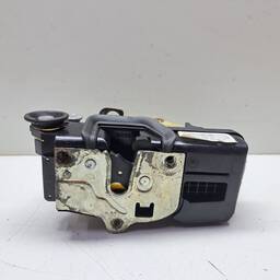 FECHADURA PORTA TRASEIRA DIREITA CAPTIVA MALIBU 2008 A 2016